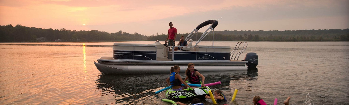 Pontoon and Family on the Water